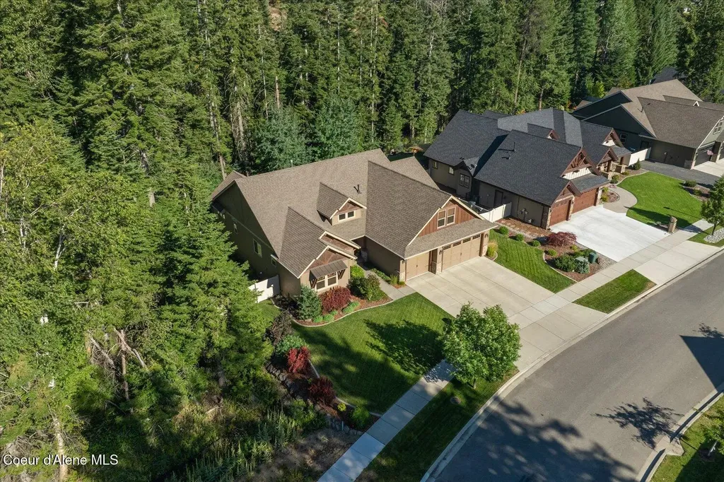 1404 E Maroon Creek Drive Hayden ID 83835