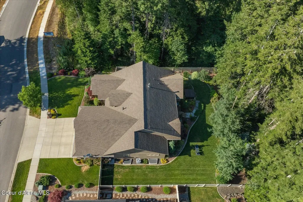 1404 E Maroon Creek Drive Hayden ID 83835