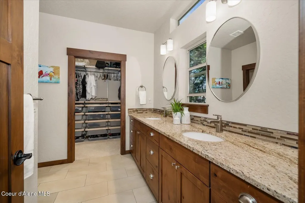 1404 E Maroon Creek Drive Hayden ID 83835