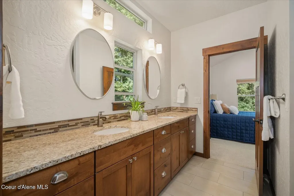 1404 E Maroon Creek Drive Hayden ID 83835