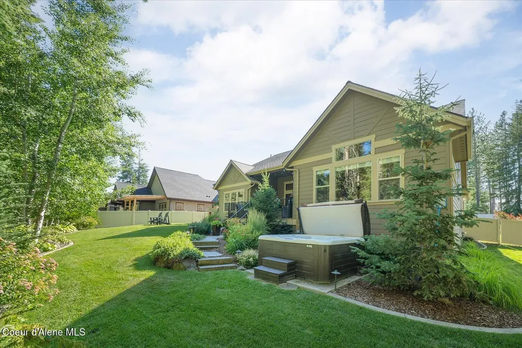 1404 E Maroon Creek Drive Hayden ID 83835