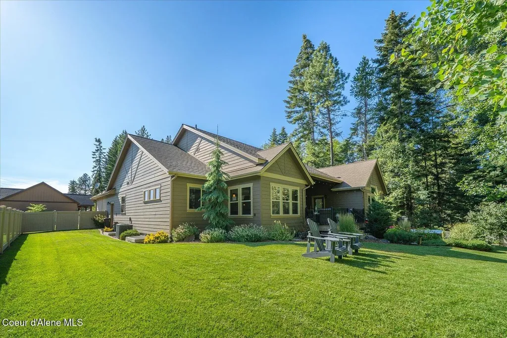1404 E Maroon Creek Drive Hayden ID 83835