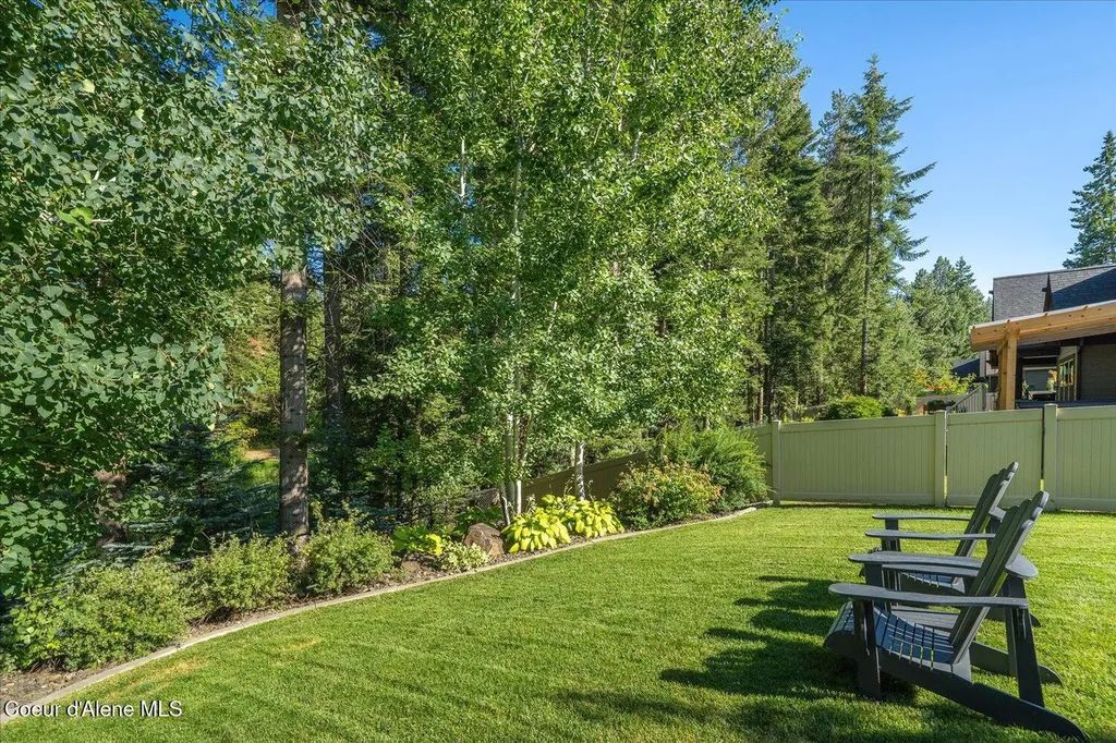 1404 E Maroon Creek Drive Hayden ID 83835