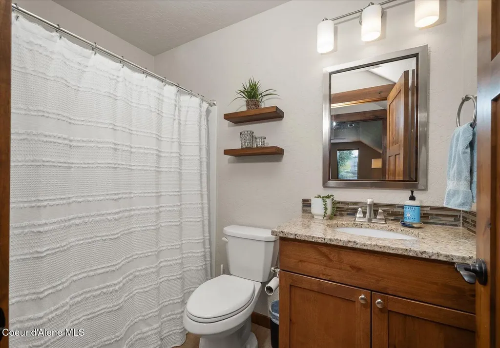 1404 E Maroon Creek Drive Hayden ID 83835