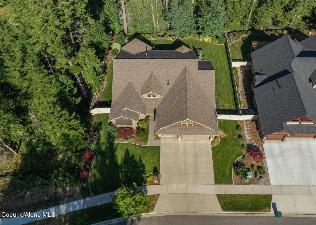 1404 E Maroon Creek Drive Hayden ID 83835