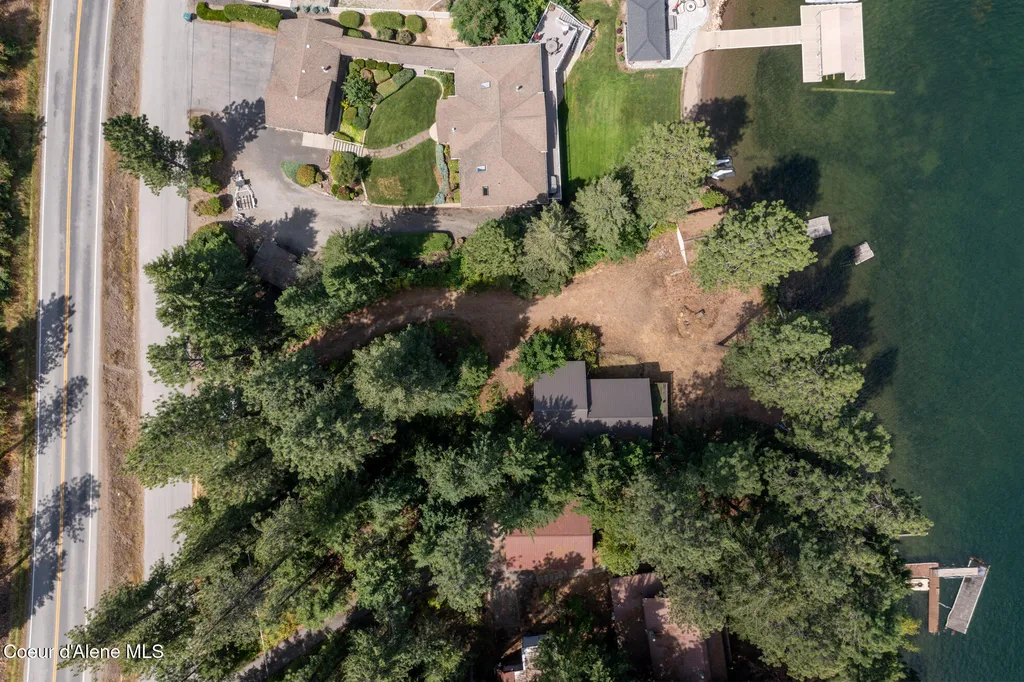 11879 W Riverview Drive Post Falls ID 83854