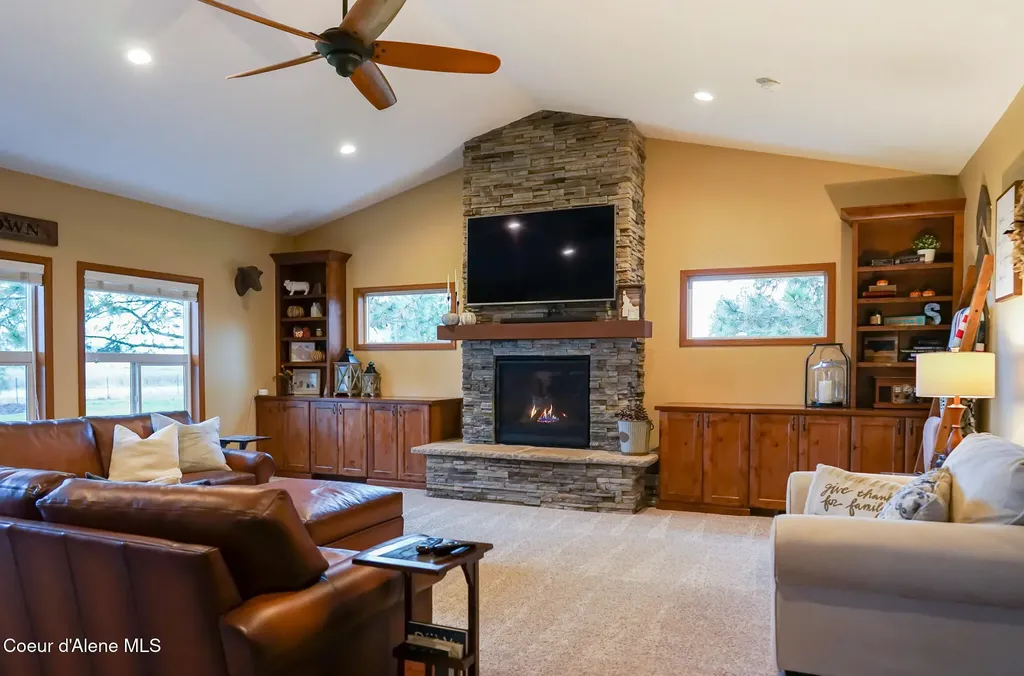 4031 W Boekel Road Rathdrum ID 83858