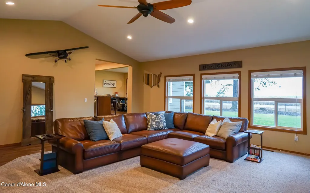 4031 W Boekel Road Rathdrum ID 83858