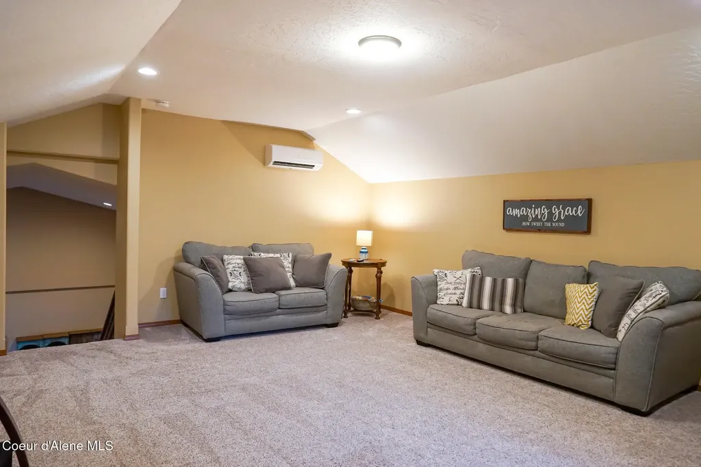 4031 W Boekel Road Rathdrum ID 83858