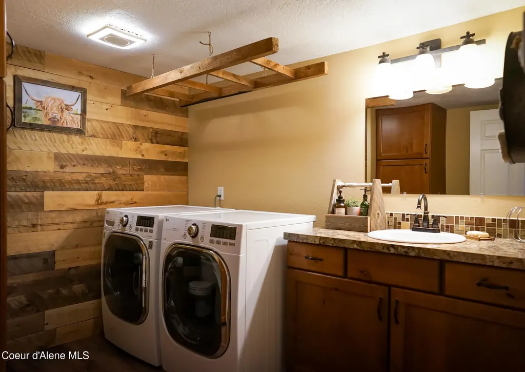 4031 W Boekel Road Rathdrum ID 83858