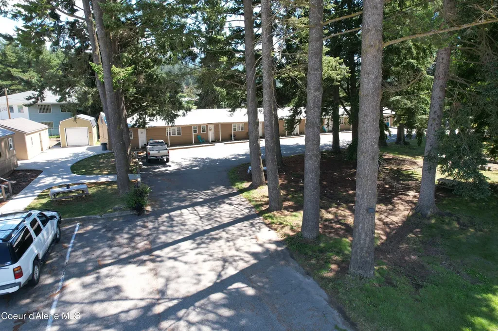6409 S Main Street Bonners Ferry ID 83805
