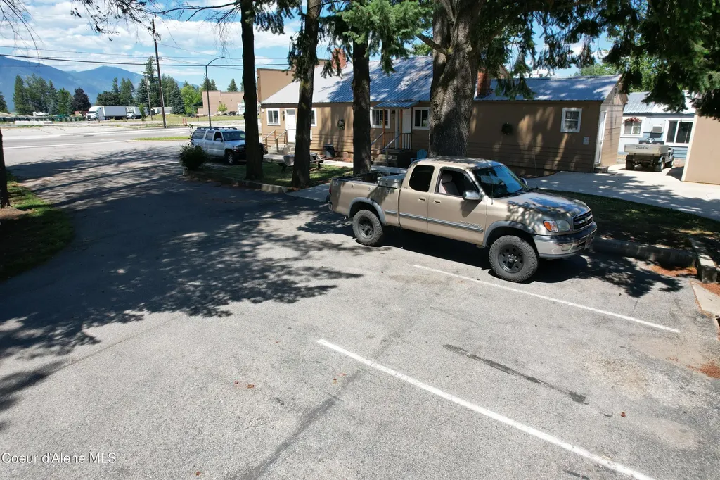 6409 S Main Street Bonners Ferry ID 83805