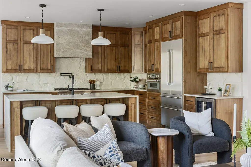 3861 E Winray Drive Hayden ID 83835