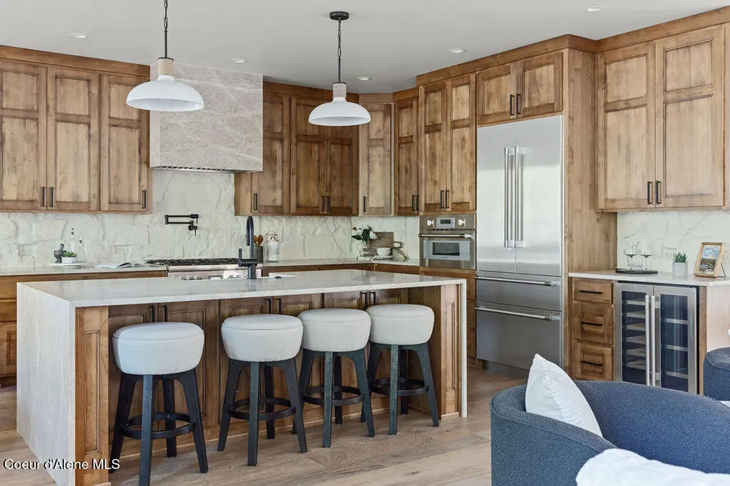 3861 E Winray Drive Hayden ID 83835