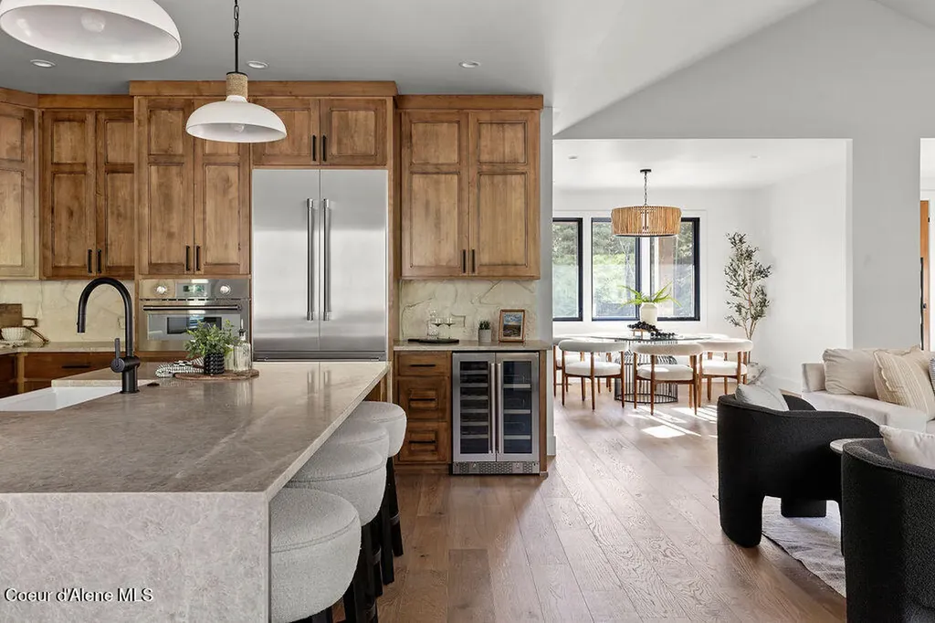 3861 E Winray Drive Hayden ID 83835