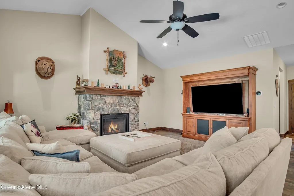 20770 N Penobscot Road Rathdrum ID 83858