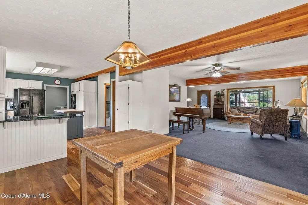 568 Meadowlark Lane Oldtown ID 83822