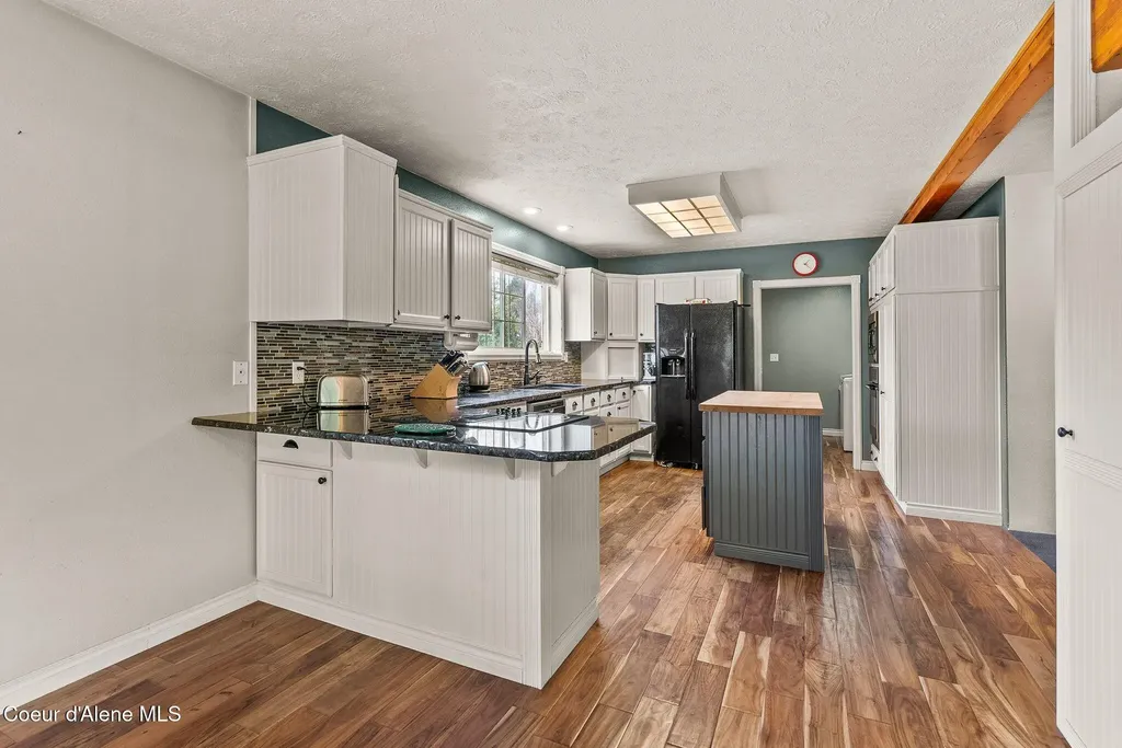 568 Meadowlark Lane Oldtown ID 83822