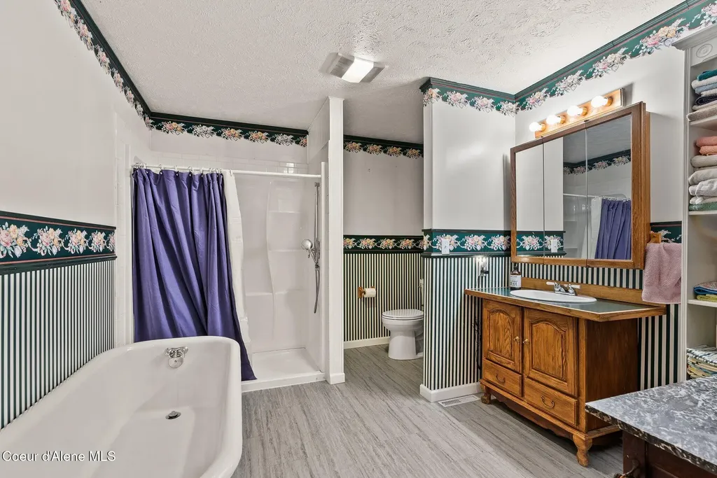 568 Meadowlark Lane Oldtown ID 83822