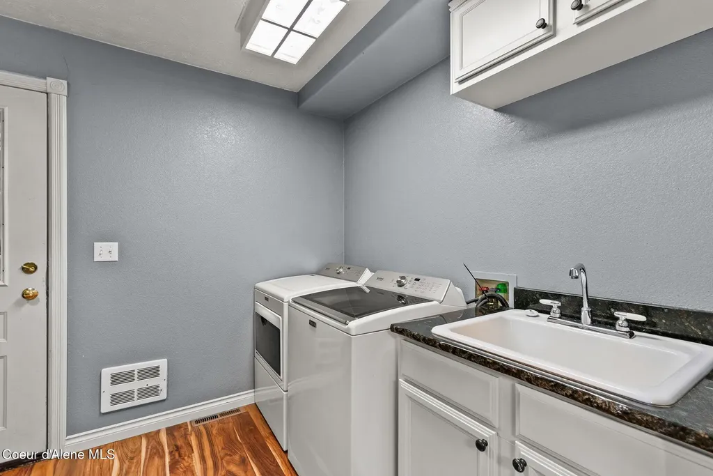 568 Meadowlark Lane Oldtown ID 83822