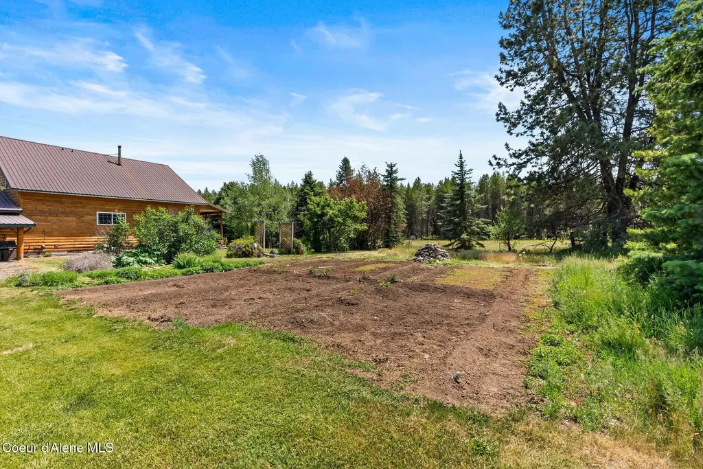 568 Meadowlark Lane Oldtown ID 83822