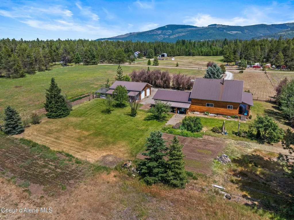 568 Meadowlark Lane Oldtown ID 83822