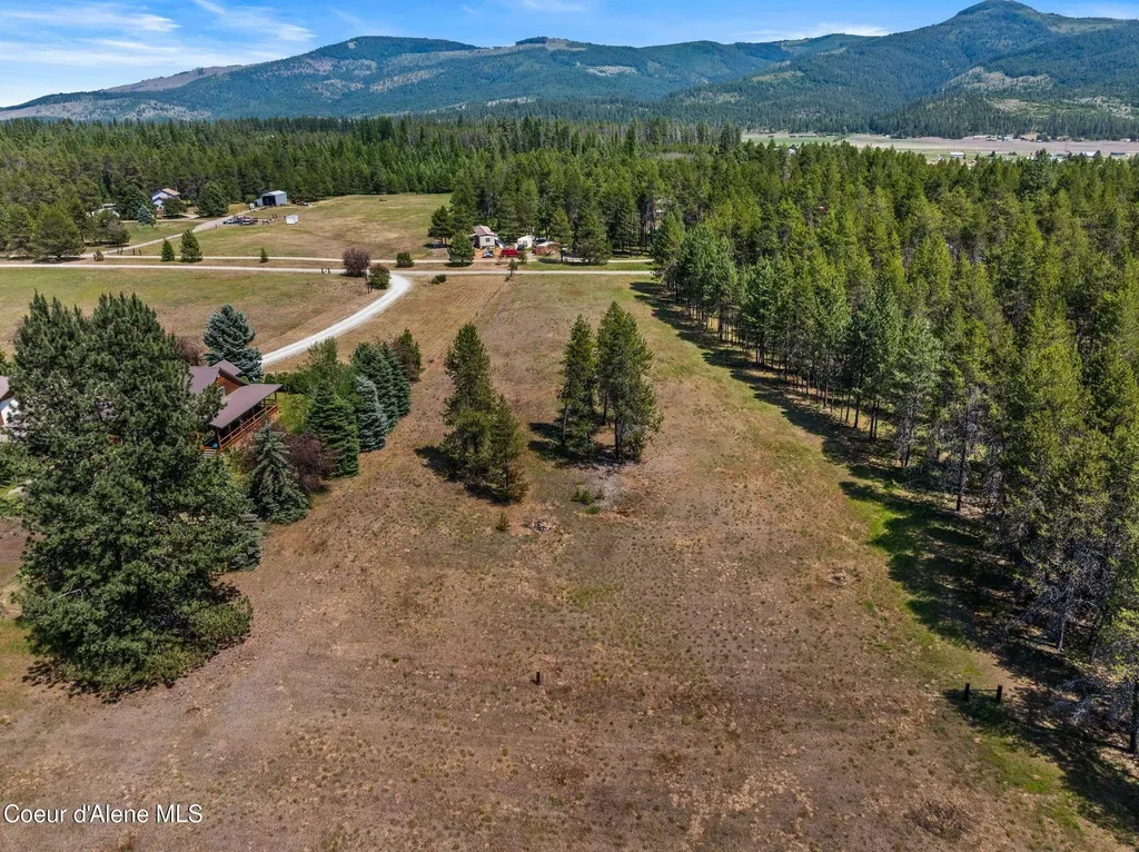 568 Meadowlark Lane Oldtown ID 83822