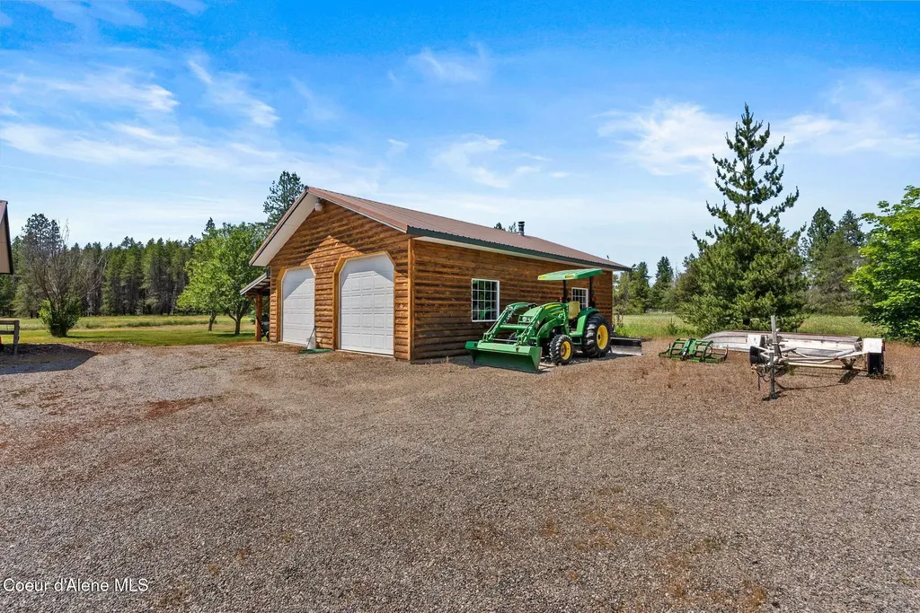 568 Meadowlark Lane Oldtown ID 83822