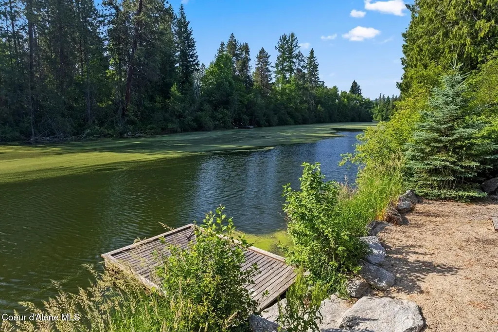 11 Canoe Cove Dover ID 83825