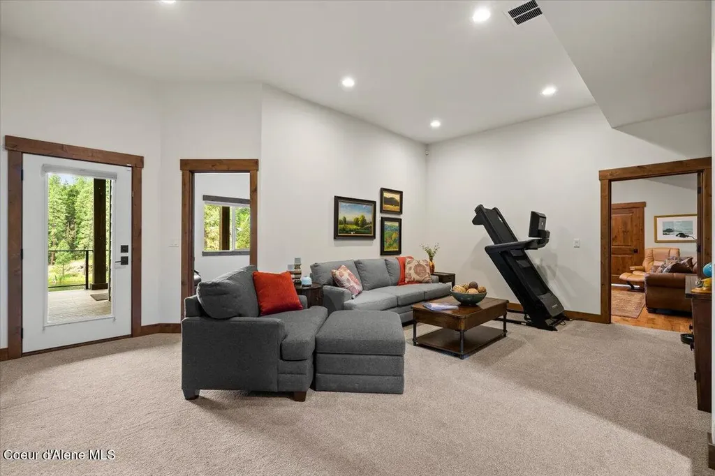 11667 N Eastshore Drive Hayden ID 83835