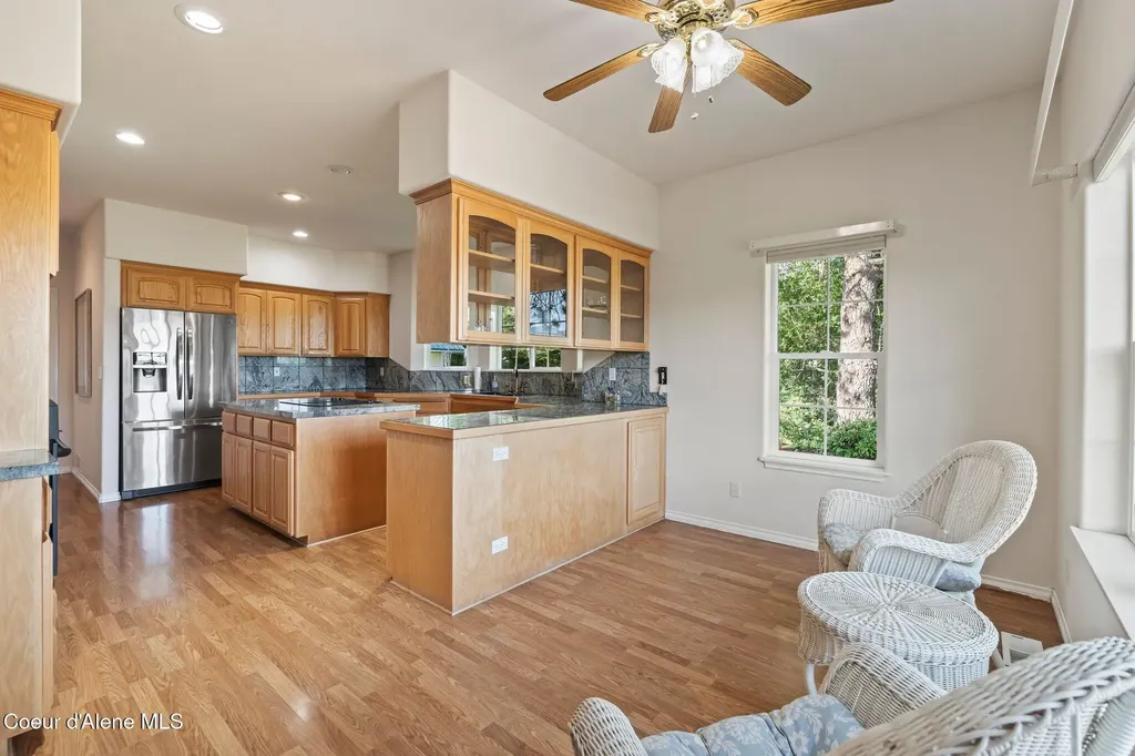182 Sunnyside Road Sandpoint ID 83864