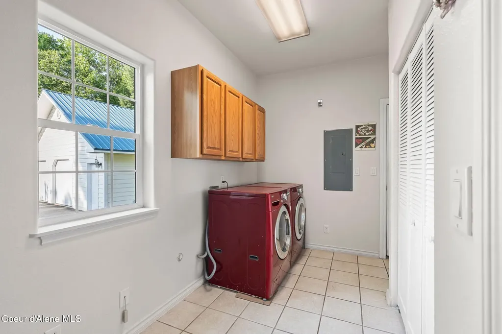 182 Sunnyside Road Sandpoint ID 83864