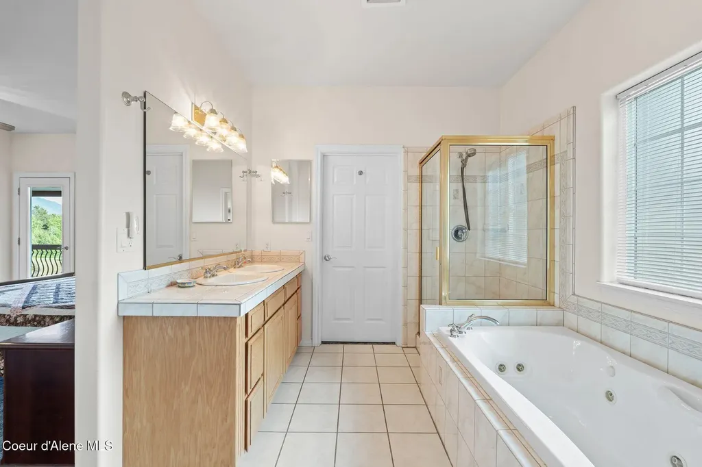 182 Sunnyside Road Sandpoint ID 83864