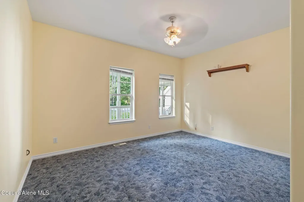 182 Sunnyside Road Sandpoint ID 83864