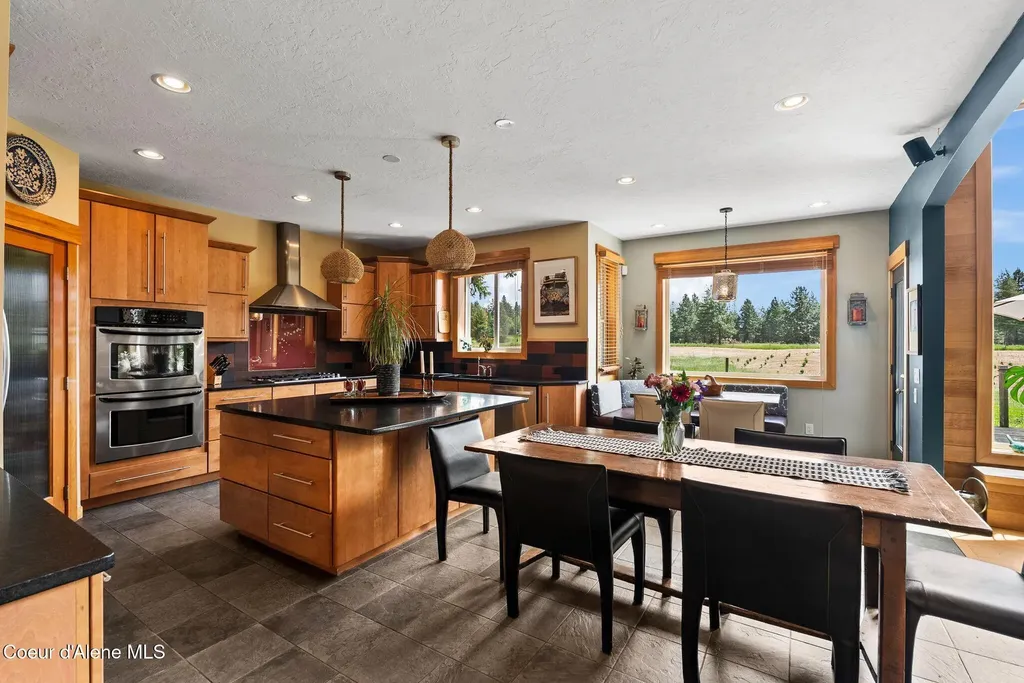 10512 Baldy Mountain Road Sandpoint ID 83864