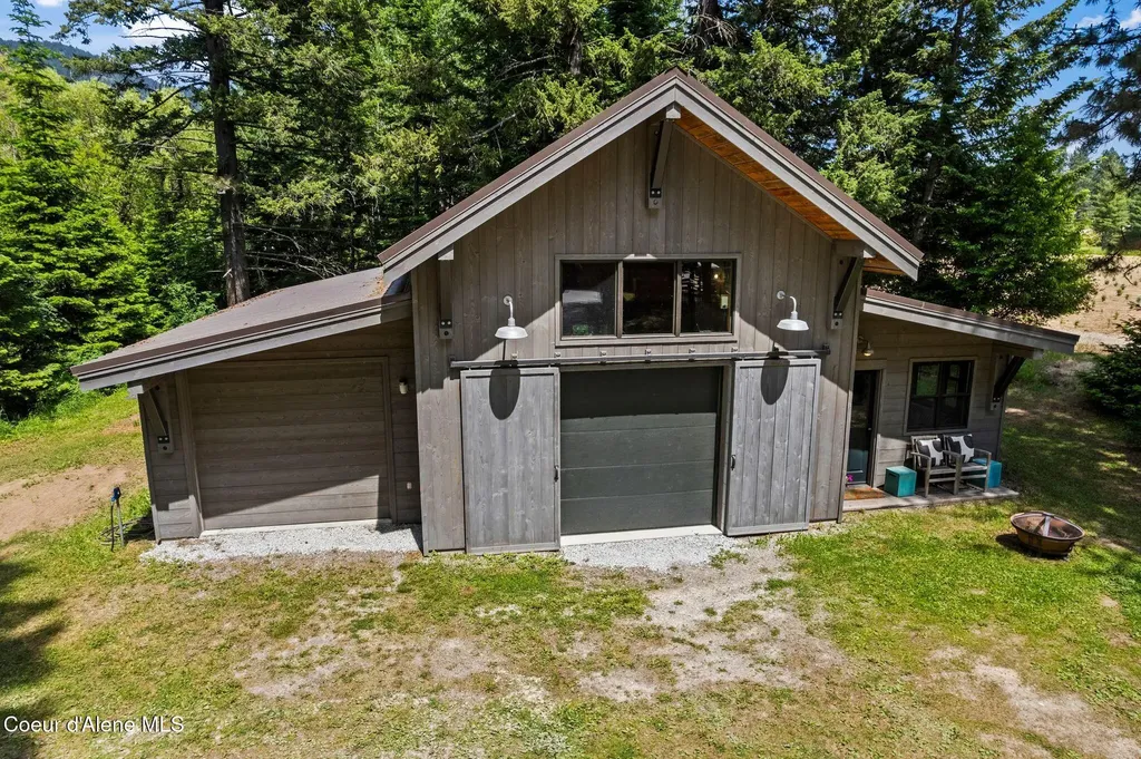 10512 Baldy Mountain Road Sandpoint ID 83864