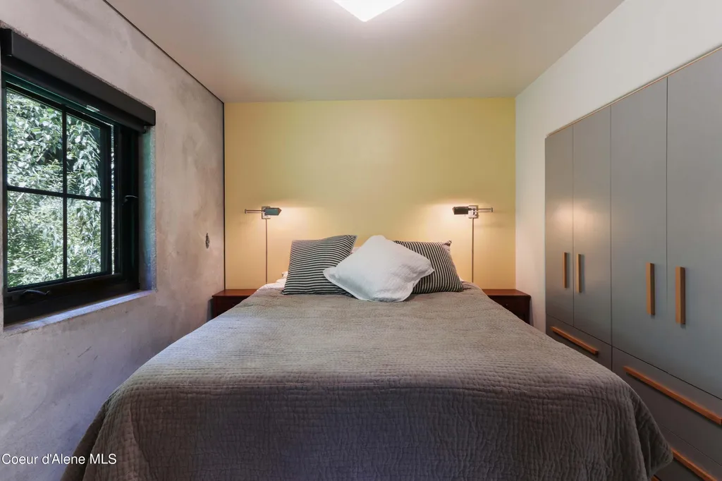 677 Telemark Road Sandpoint ID 83864