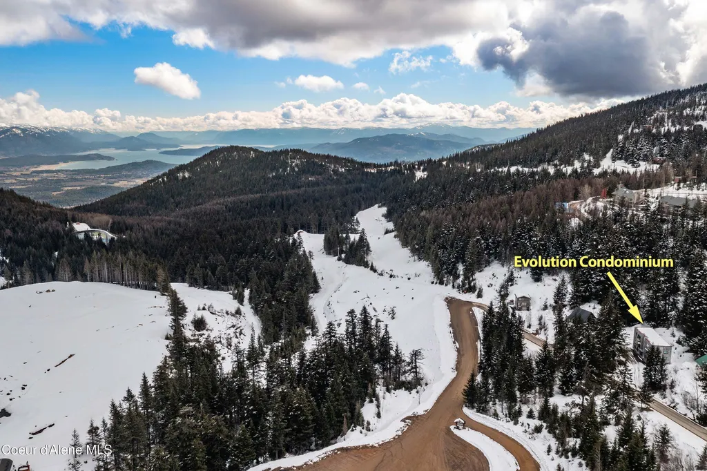 677 Telemark Road Sandpoint ID 83864