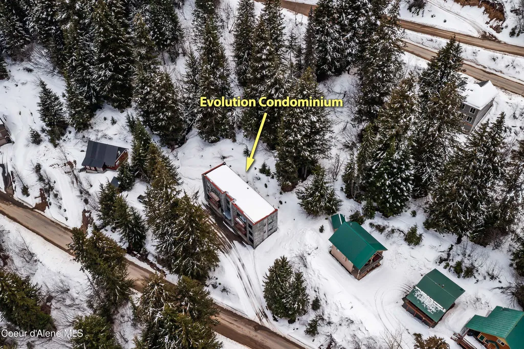677 Telemark Road Sandpoint ID 83864