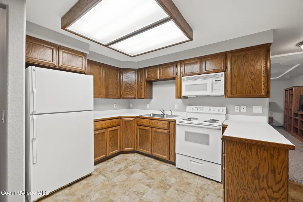 699 W Ranch Court Rathdrum ID 83858