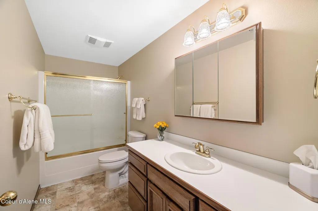699 W Ranch Court Rathdrum ID 83858