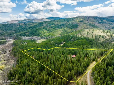 295 Covered Bridge Loop Blanchard ID 83804