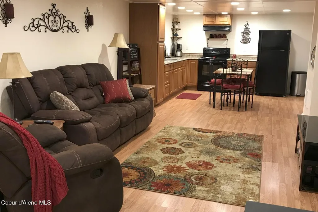 4119 Colburn Culver Sandpoint ID 83864