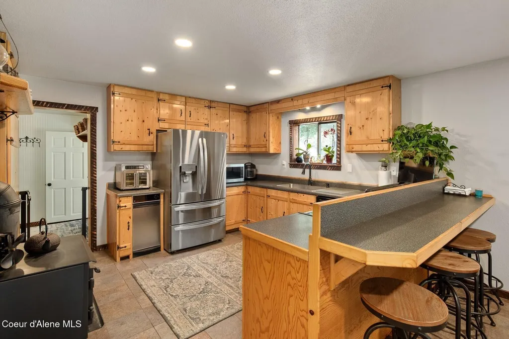 4119 Colburn Culver Sandpoint ID 83864