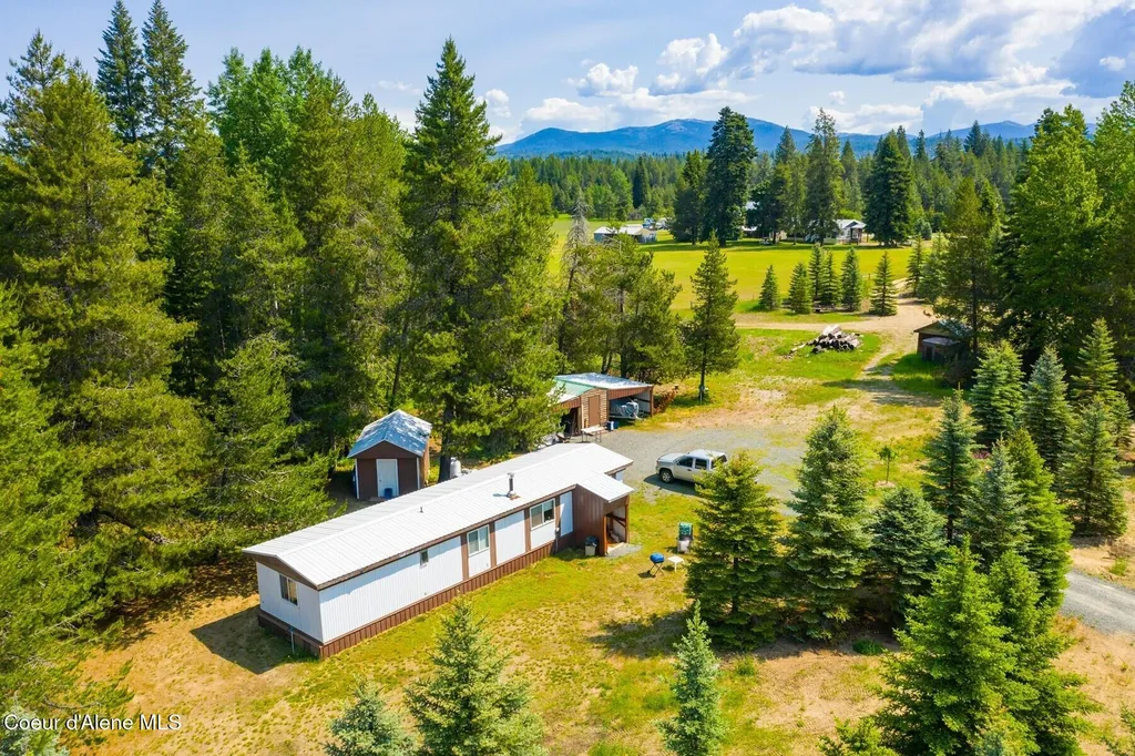 4119 Colburn Culver Sandpoint ID 83864