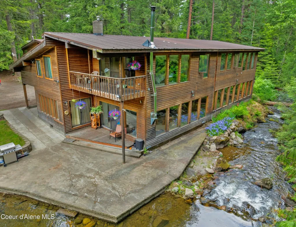19565 N Goelzer Way Rathdrum ID 83858