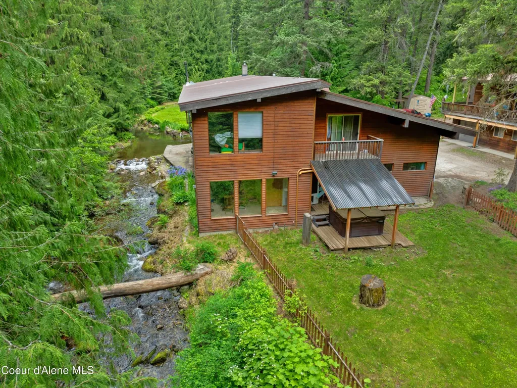 19565 N Goelzer Way Rathdrum ID 83858