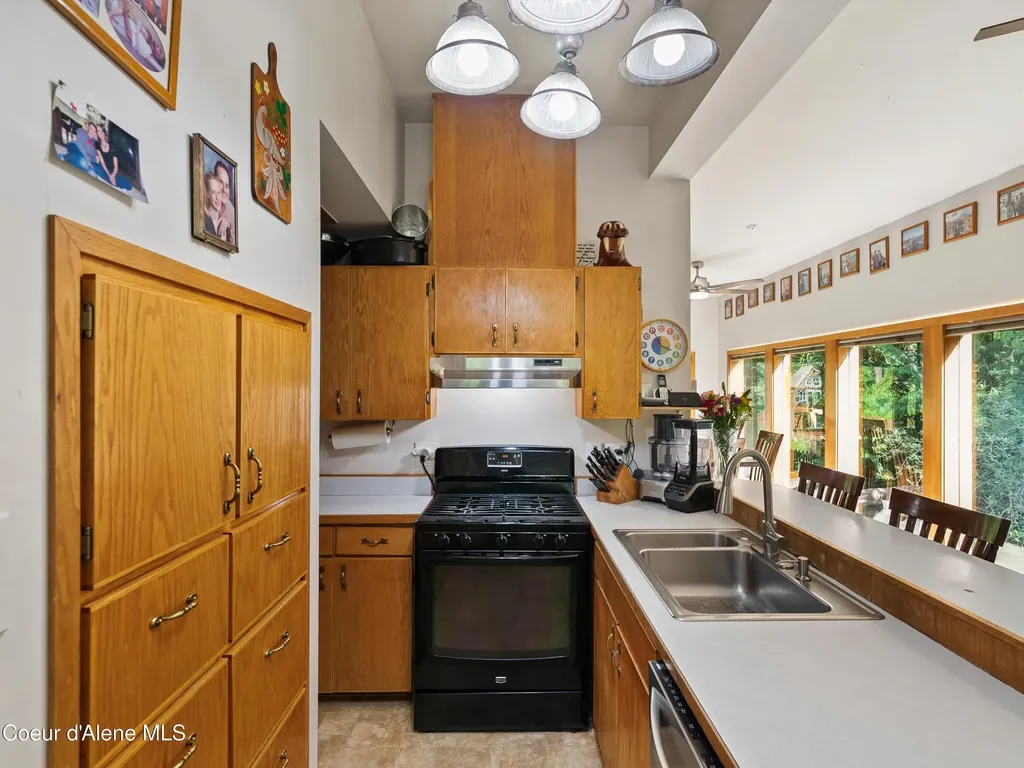 19565 N Goelzer Way Rathdrum ID 83858