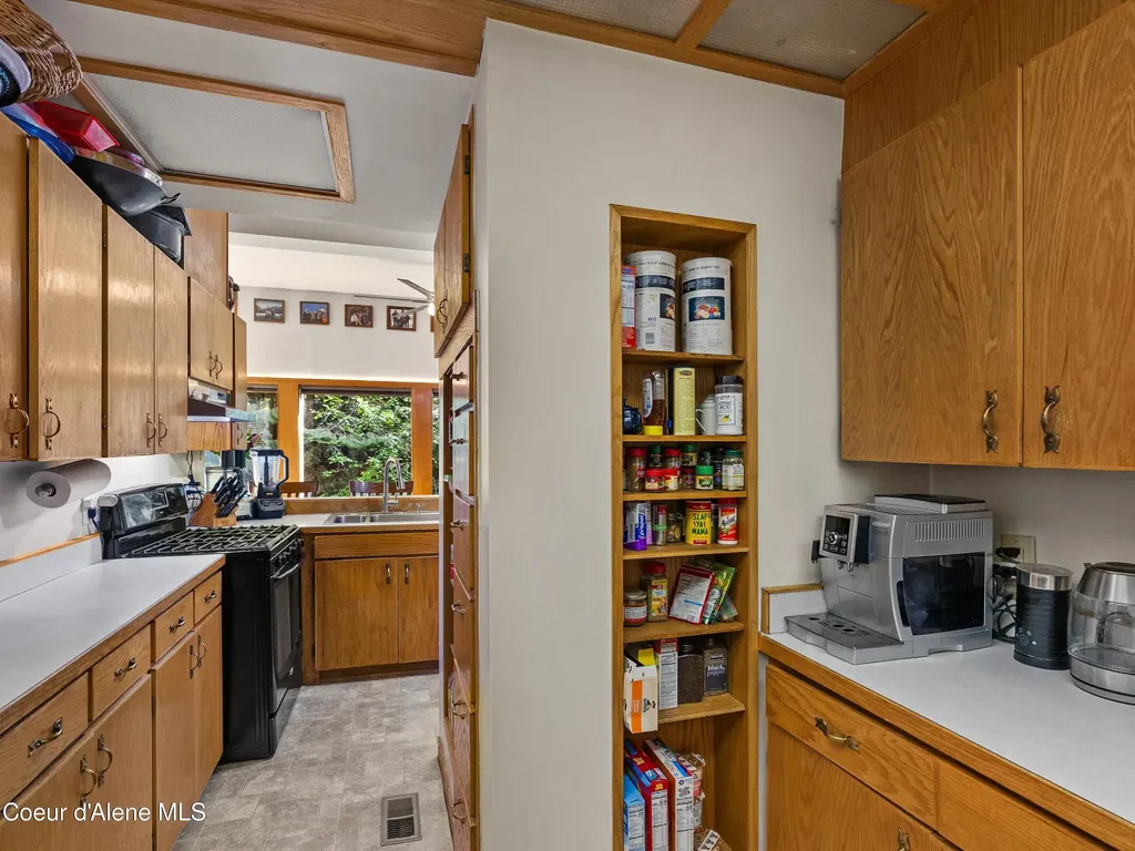 19565 N Goelzer Way Rathdrum ID 83858