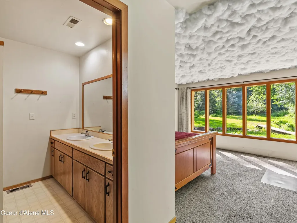 19565 N Goelzer Way Rathdrum ID 83858